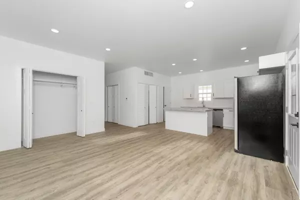 Three Rivers, MI 49093,303 Middle Street