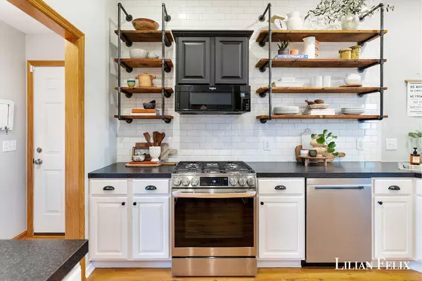 Hudsonville, MI 49426,3518 Tearose Drive