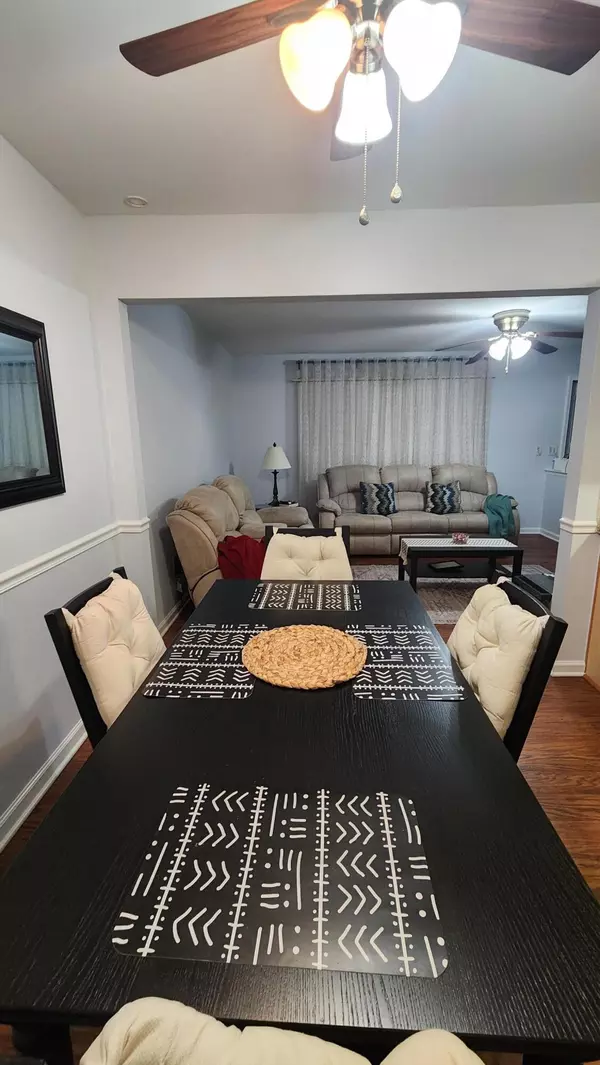 Westland, MI 48185,37674 Colonial S Drive