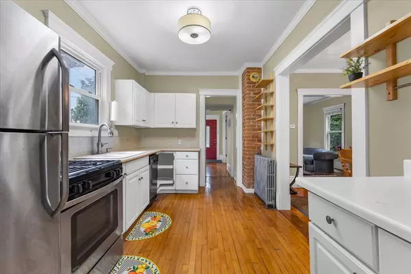 Ann Arbor, MI 48103,910 W Huron Street