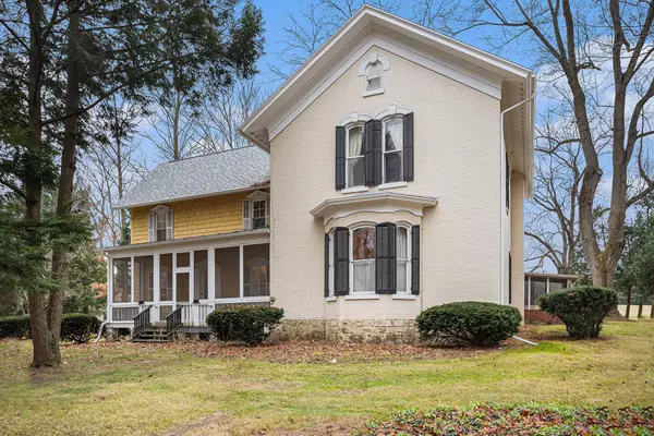 Three Rivers, MI 49093,10241 Bair Lake Street