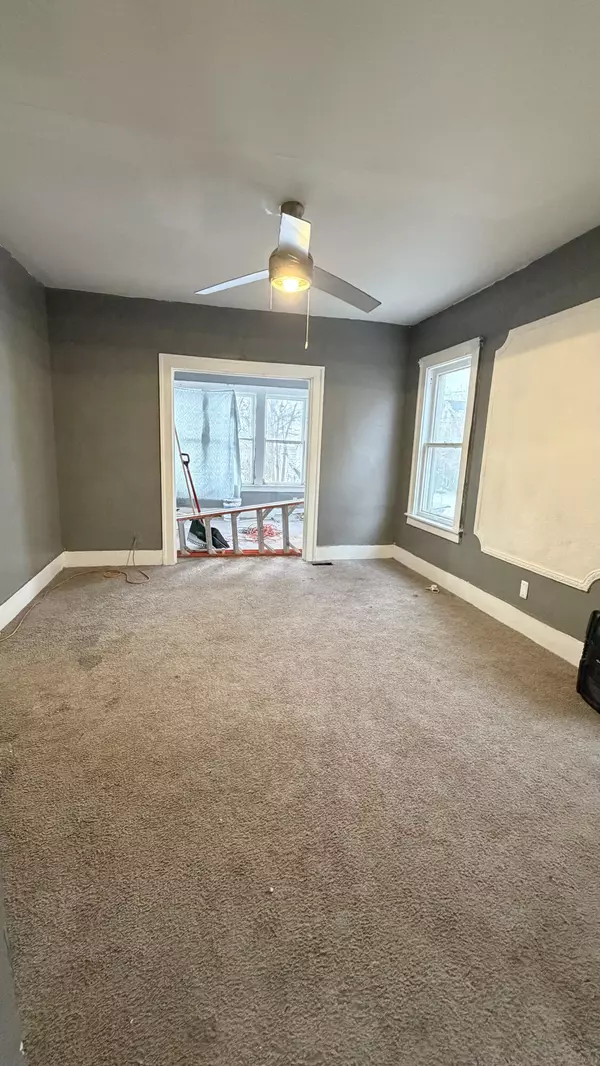 Detroit, MI 48227,15357 Rutherford Street