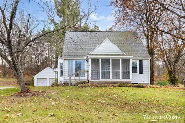 13100 Grand River SE Drive, Lowell, MI 49331