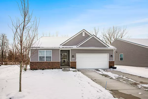 10281 Swan Lake Circle, Ypsilanti, MI 48197