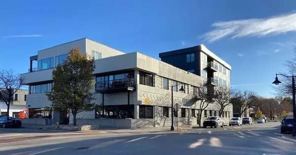 Grand Haven, MI 49417,300 W Washington ##9-11