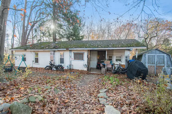 Coloma, MI 49038,3668 Carolyn Street