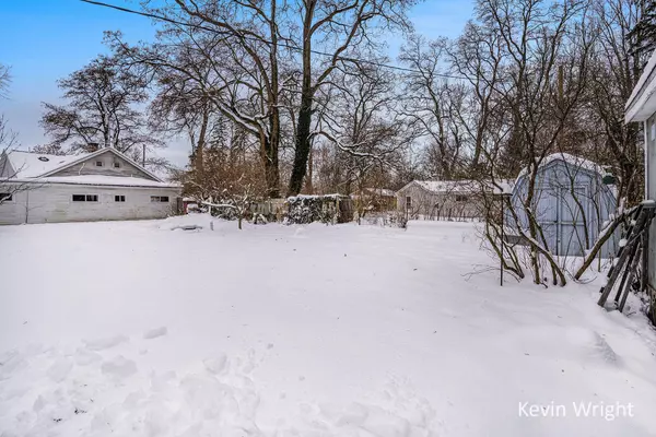 Twin Lake, MI 49457,6137 East Street