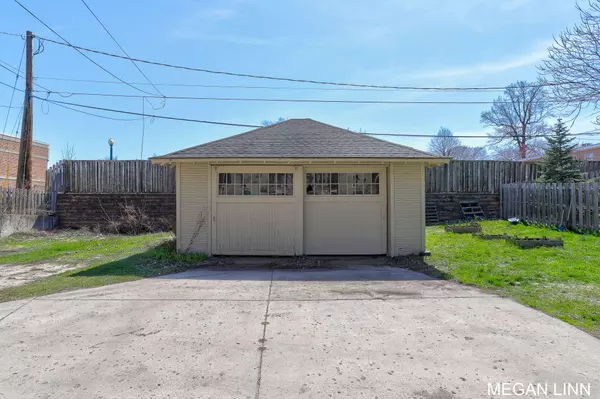 Holland, MI 49423,186 W 12th Street