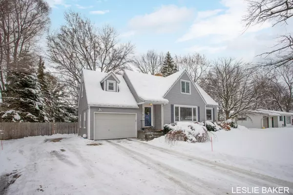 Holland, MI 49423,943 College Avenue