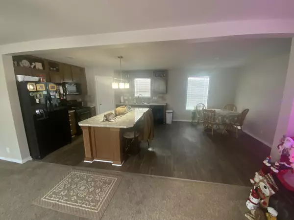 Jackson, MI 49201,4211 Laurel