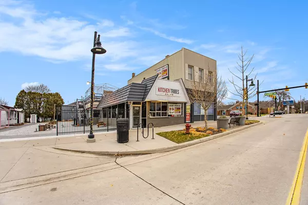 South Haven, MI 49090,555 Phoenix Street