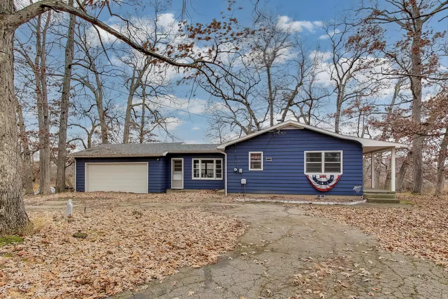 5770 W US Highway 12, Buchanan, MI 49107