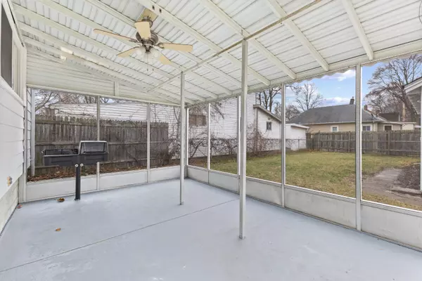 Lansing, MI 48910,1703 Linval Street