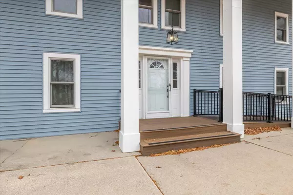 Brighton, MI 48116,6081 Kinyon Drive