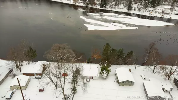 Stanwood, MI 49346,11331 Riverside Drive