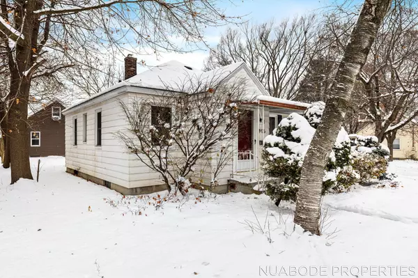 Grand Rapids, MI 49507,1935 Silver SE Avenue