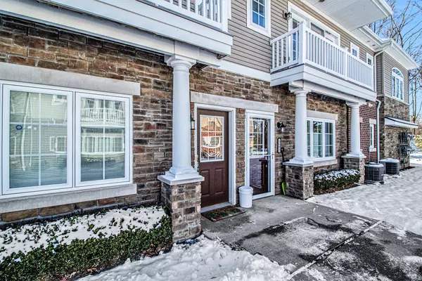 Ann Arbor, MI 48103,5610 Arbor Chase Drive