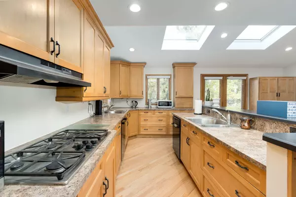 Southfield, MI 48075,16940 Jeanette Street