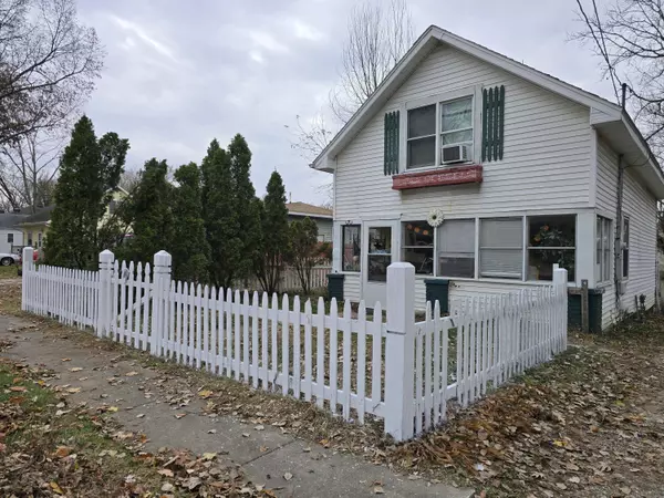 Niles, MI 49120,324 S 15th Street