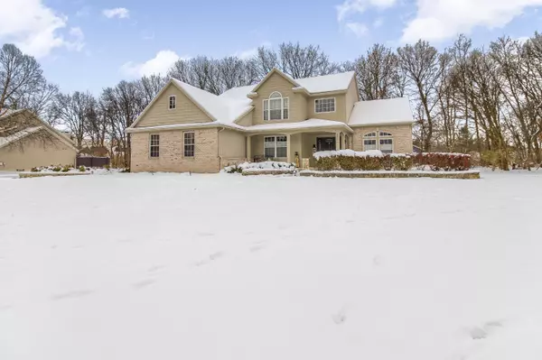 Pinckney, MI 48169,2384 Hay Creek Drive