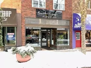 210 State Street, St. Joseph, MI 49085