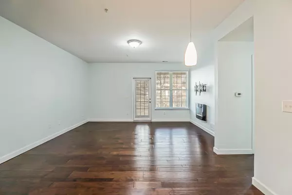 Ann Arbor, MI 48103,922 W Summerfield Glen Circle