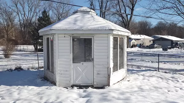 Ypsilanti, MI 48198,1576 Wiard Road