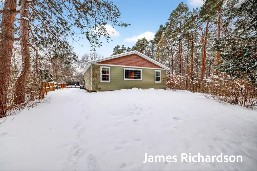 11521 144th Avenue, West Olive, MI 49460