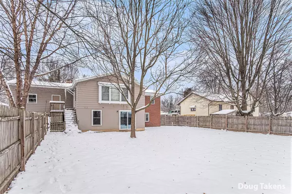 Grand Rapids, MI 49534,3262 Rypens NW Drive