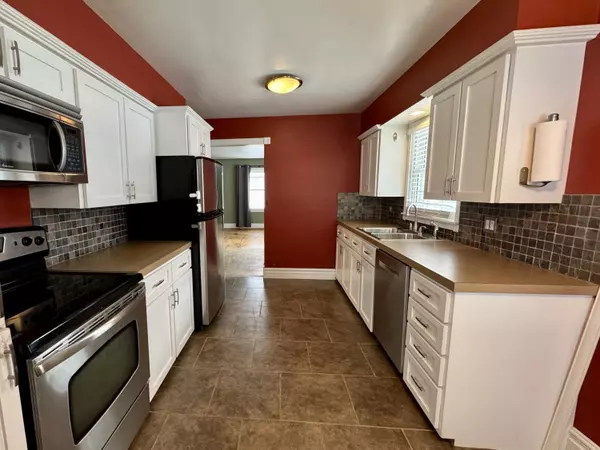 Holland, MI 49424,351 James Street