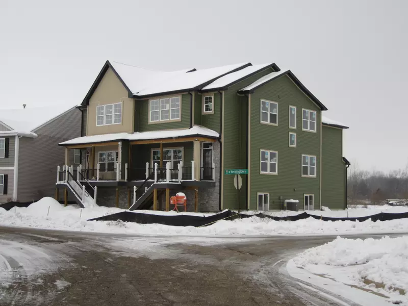 2094 Kensington Park Circle, Holland, MI 49423