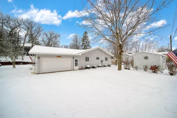 318 Cedar Street, Brooklyn, MI 49230