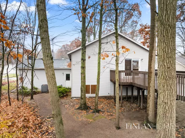 Comstock Park, MI 49321,167 Chicory NE Street