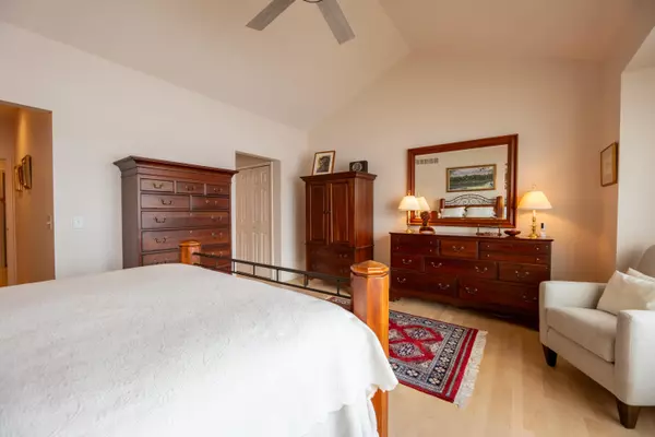 Ann Arbor, MI 48108,2222 Stonebridge N Drive