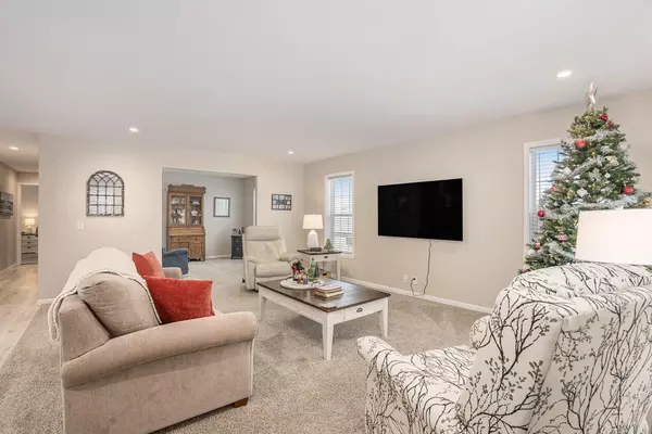 Holland, MI 49423,5219 Hollow Lane