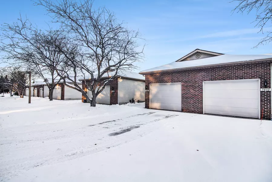 7028 Springtree SW Lane, Grand Rapids, MI 49548
