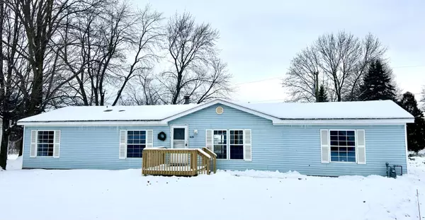 625 E Main Street, Fennville, MI 49408