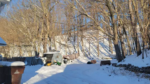 Ionia, MI 48846,728 E Main Street