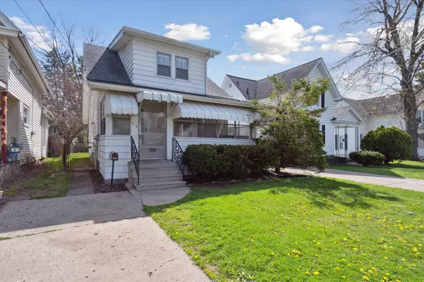 Jackson, MI 49202,619 N State Street