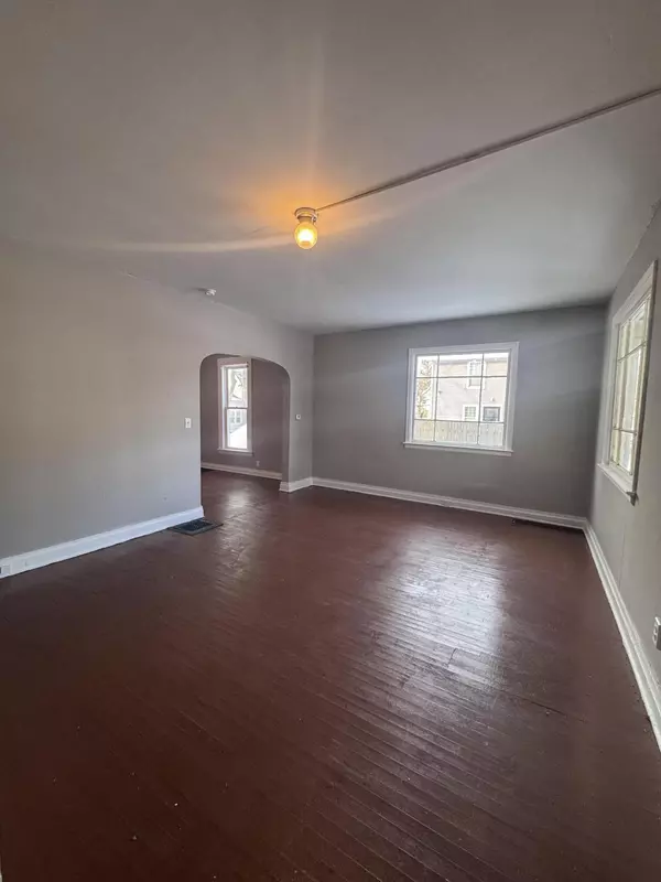 Grand Rapids, MI 49507,910 Prince Street SE