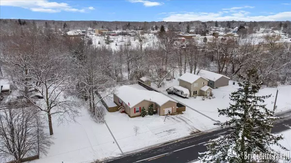 Cedar Springs, MI 49319,134 N 5th NE Street