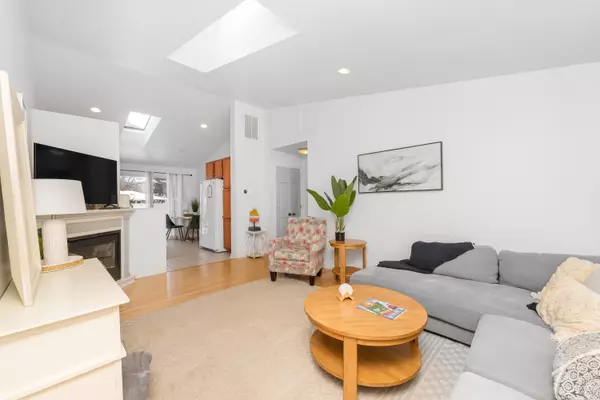 Douglas, MI 49406,424 Fremont Street #6