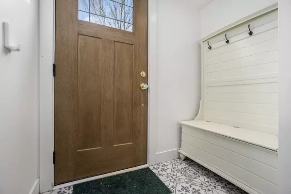 Paw Paw, MI 49079,109 N Harris Street