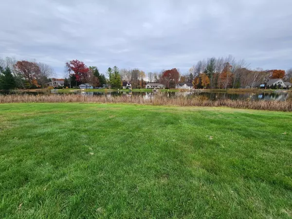 Stanwood, MI 49346,6754 Club House E Drive