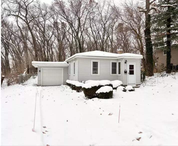 Wyoming, MI 49509,942 Oakcrest SW Street