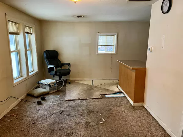 Grand Haven, MI 49417,14894 Groesbeck Street