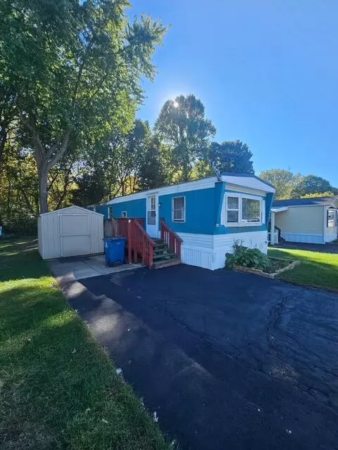 1565 M-63 ##60, Benton Harbor, MI 49022