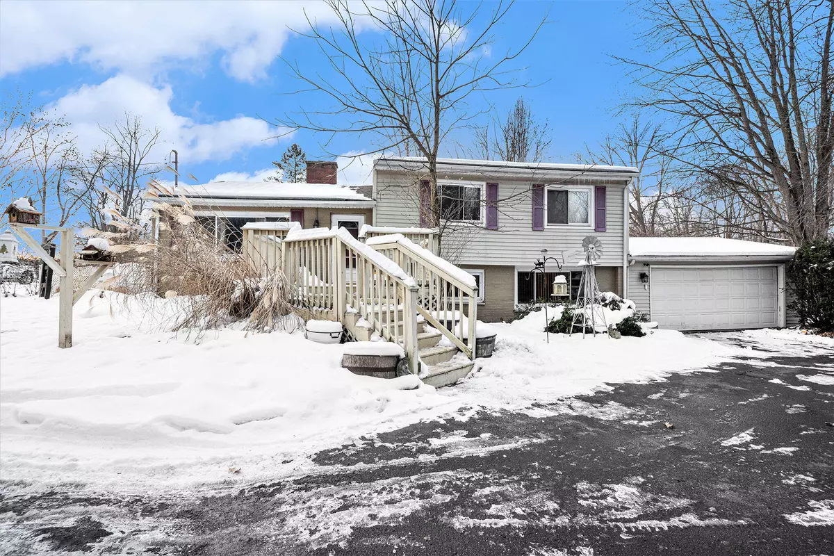 Jackson, MI 49201,100 Burt Avenue