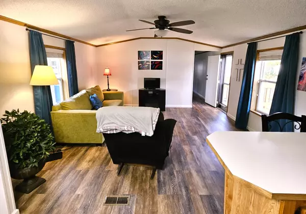 Kalamazoo, MI 49009,5532 Iris Lane #311