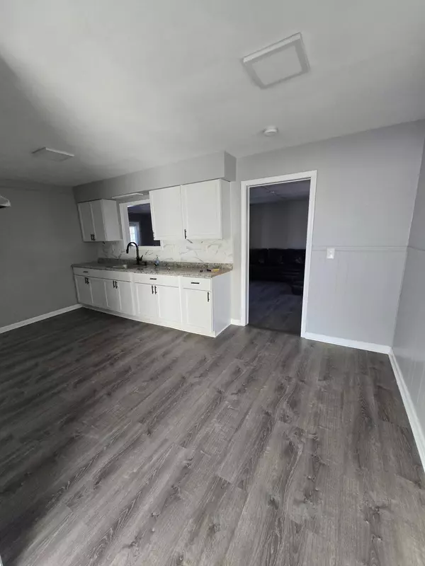 Warren, MI 48089,14463 Leonard Avenue